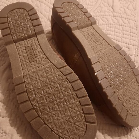 NWOB BOBS Chill Lugs Womens Slip on Flats Sz 7.5 MSRP $ 60 - Picture 11 of 12